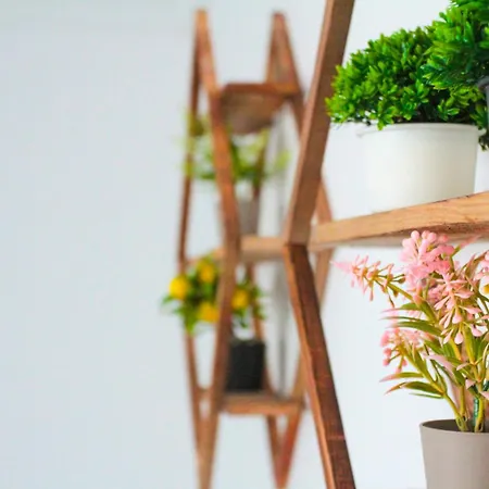 Hillside Apartmanhotel 3*