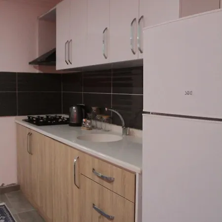 Hillside Апарт-отель