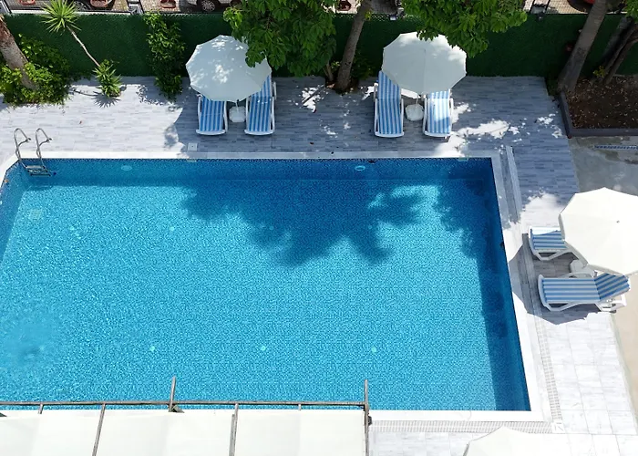 Hillside 3*