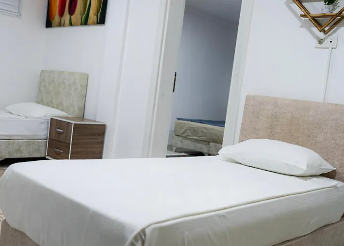 Apartmanhotel Hillside 3*