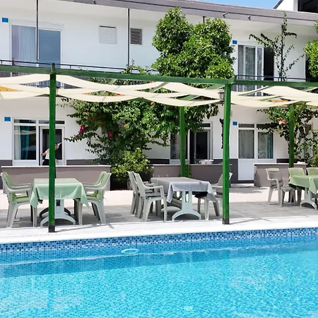 Hotel de apartamente Hillside Side